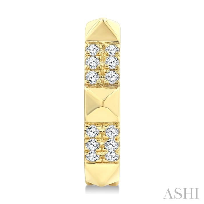ASHI Pyramid Diamond Huggie Fashion Earrings 637J6PPTGERYG