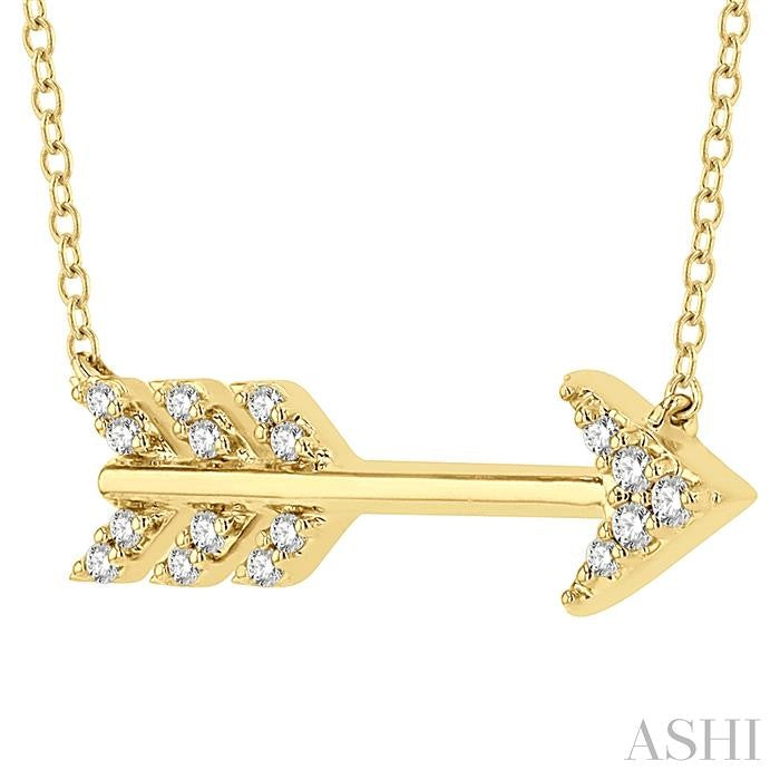 ASHI Arrow Petite Diamond Fashion Pendant 644H8PPTSPDYG