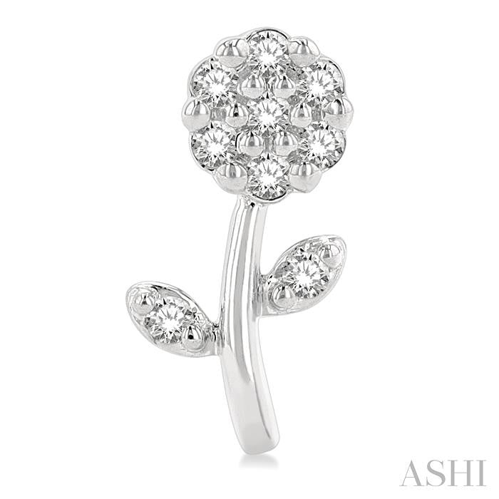 ASHI Flower Petite Diamond Fashion Earrings 647L8PPTSERWG