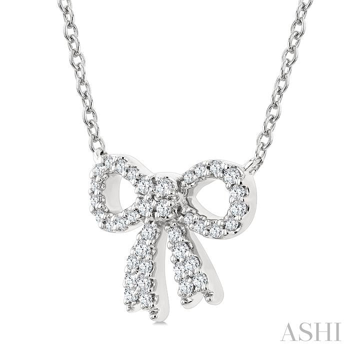ASHI Bow Petite Diamond Fashion Pendant 649V7PPTSPDWG