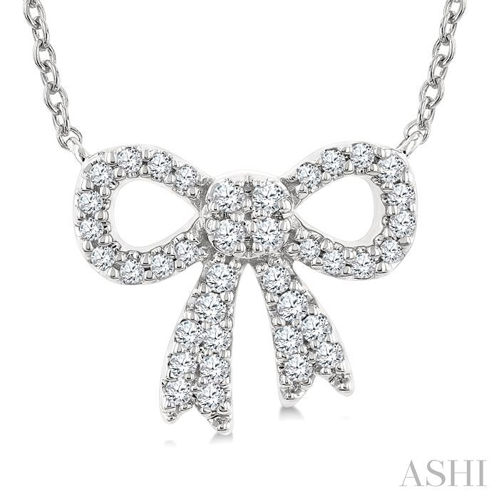 ASHI Bow Petite Diamond Fashion Pendant 649V7PPTSPDWG
