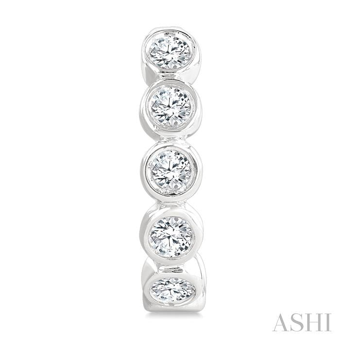ASHI Bezel Set Petite Diamond Half Hoop Earrings 662X6PPTGERWG