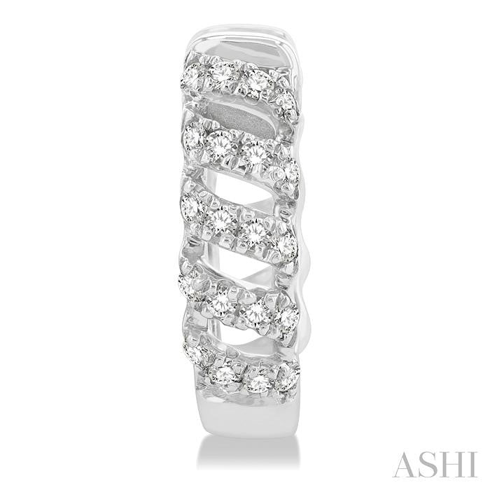 ASHI Swirl Petite Diamond Huggie Fashion Earrings 673W6PPTSERWG