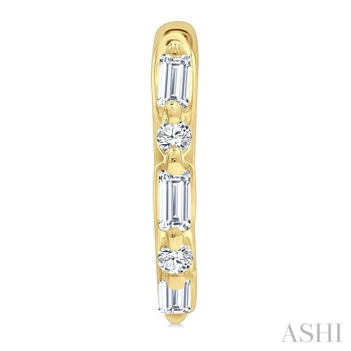 ASHI Petite Diamond Huggie Fashion Earrings 675X7PPTGERYG