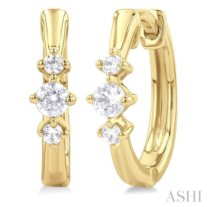 ASHI Past Present & Future Diamond Huggie Fashion Earrings 677V6PPTGERYG