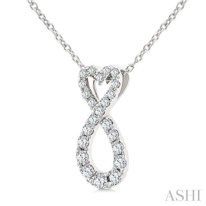 ASHI Heart Shape Infinity Diamond Fashion Pendant 68206PPTGPDWG