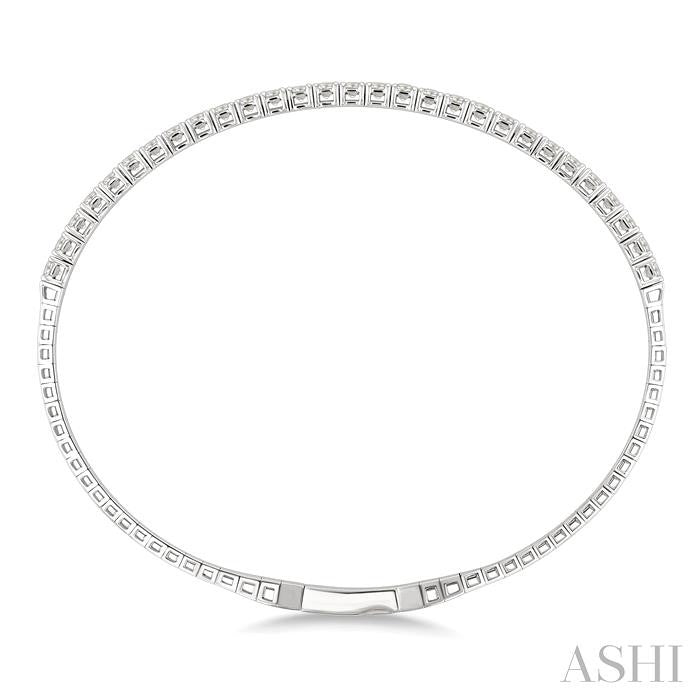 ASHI Diamond Halfway Straight Flex Bangle 700W0PPFGWG-2.00