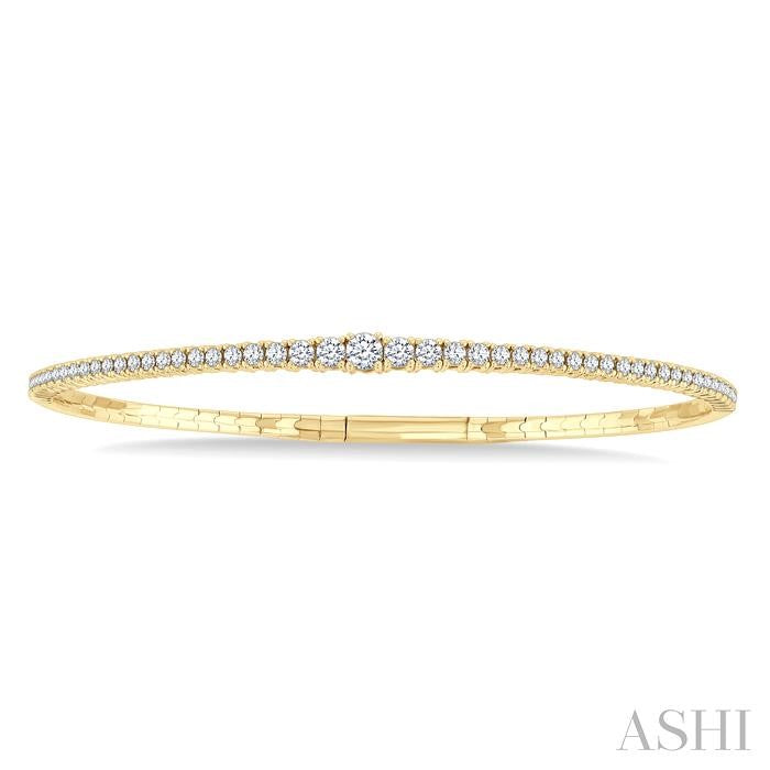 ASHI Diamond Halfway Graduated Flex Bangle 701W1PPFGYG