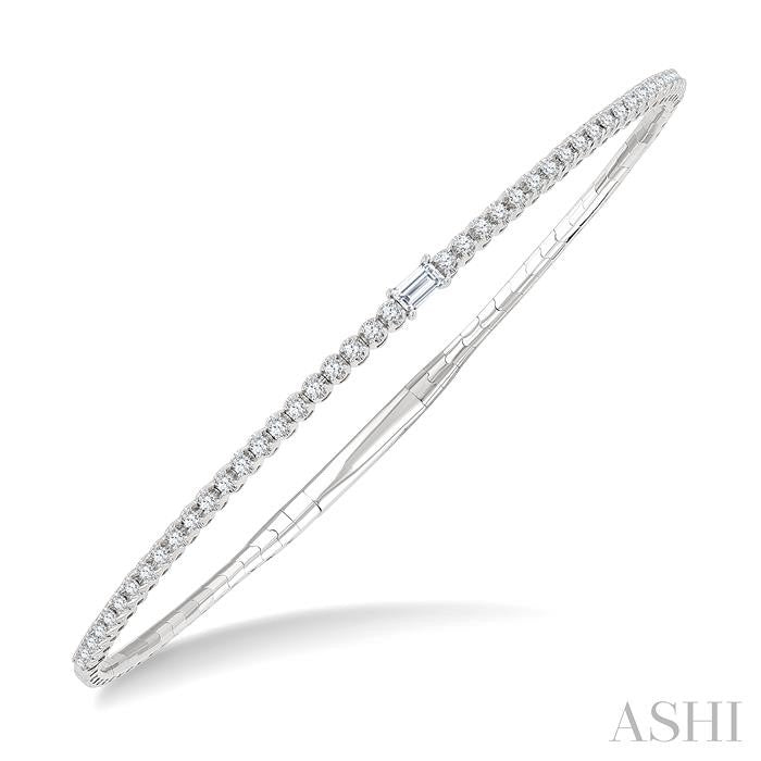 ASHI Diamond Halfway Baguette Center Flex Bangle 704W3PPFGWG