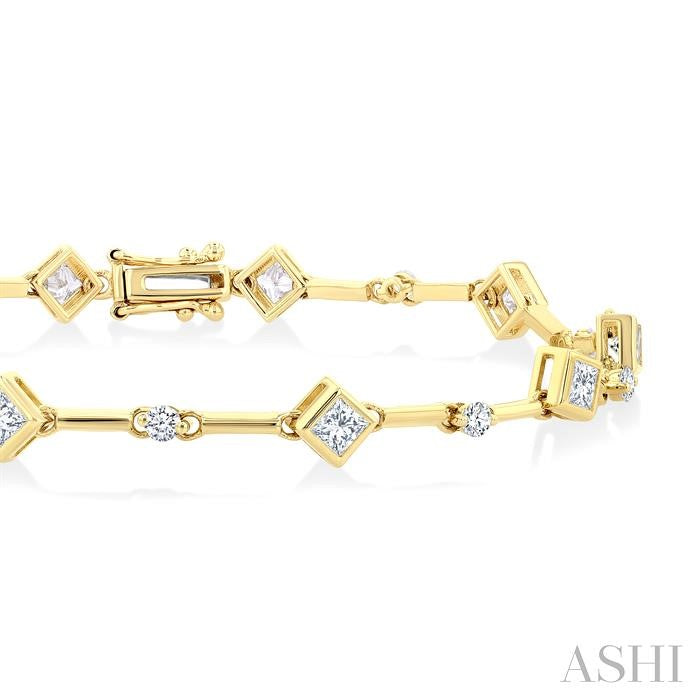 ASHI Princess Shape Bezel Set Diamond Bracelet 70781PPFGYG-PRN