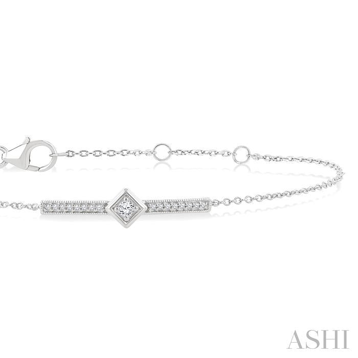 ASHI Bar Diamond Fashion Chain Bracelet 714E8PPTGWG