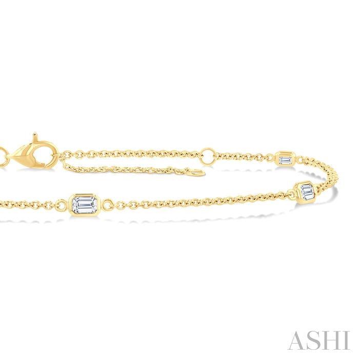 ASHI Emerald Shape Station Diamond Chain Bracelet 720CHPPFGYG-OC