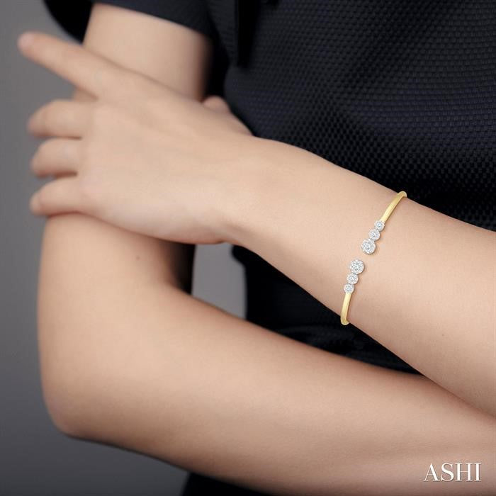 ASHI Stackable Round Shape Lovebright Diamond Open Cuff Bangle 797BVPPFGYW