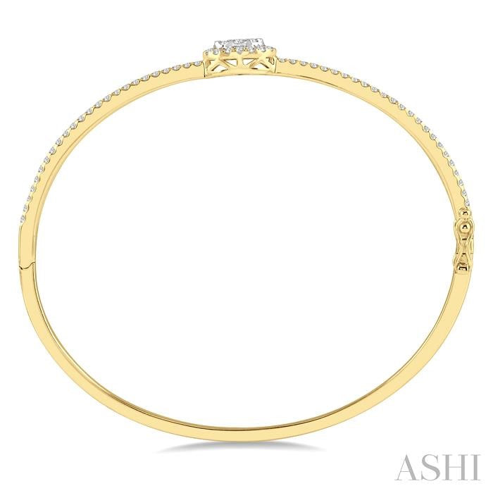ASHI Stackable Oval Shape Halo Lovebright Essential Diamond Bangle 799B1PPFGYW-OV