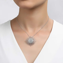 LAFONN Sunburst Pendant Necklace 7P003CLP18