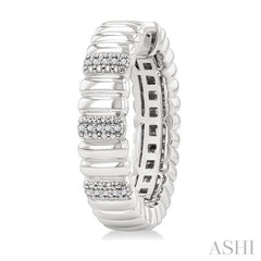 ASHI Silver Bold Ribbed Diamond Hoop Earrings 85768PPSSSLER