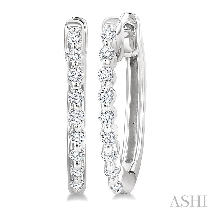 ASHI Silver Petite Diamond Fashion Hoop Earrings 85968PPSSSLER