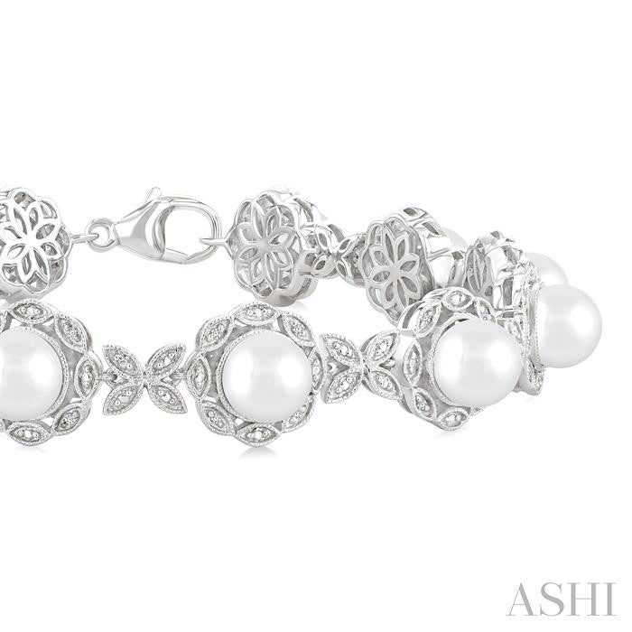 ASHI Silver Floral Pearl & Diamond Bracelet 88318PPSSWPSLTB