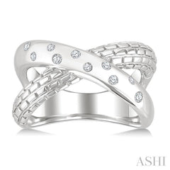 ASHI Silver Bold Criss Cross Diamond Ring 889A9PPSSSLRG