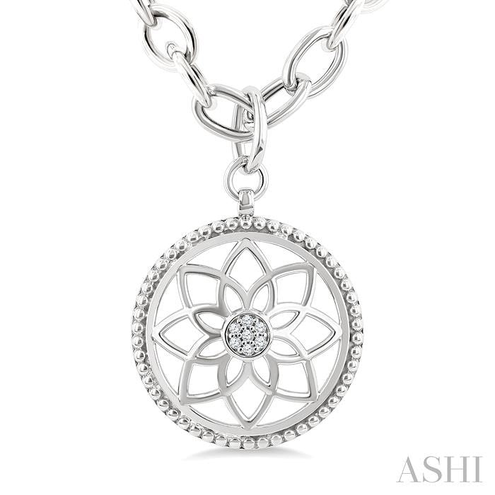 ASHI Silver Circle Floral Medallion Diamond Fashion Pendant 89059PPSSSLPD