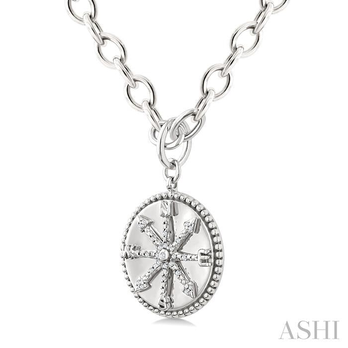 ASHI Silver Compass Medallion Diamond Fashion Pendant 89268PPSSSLPD