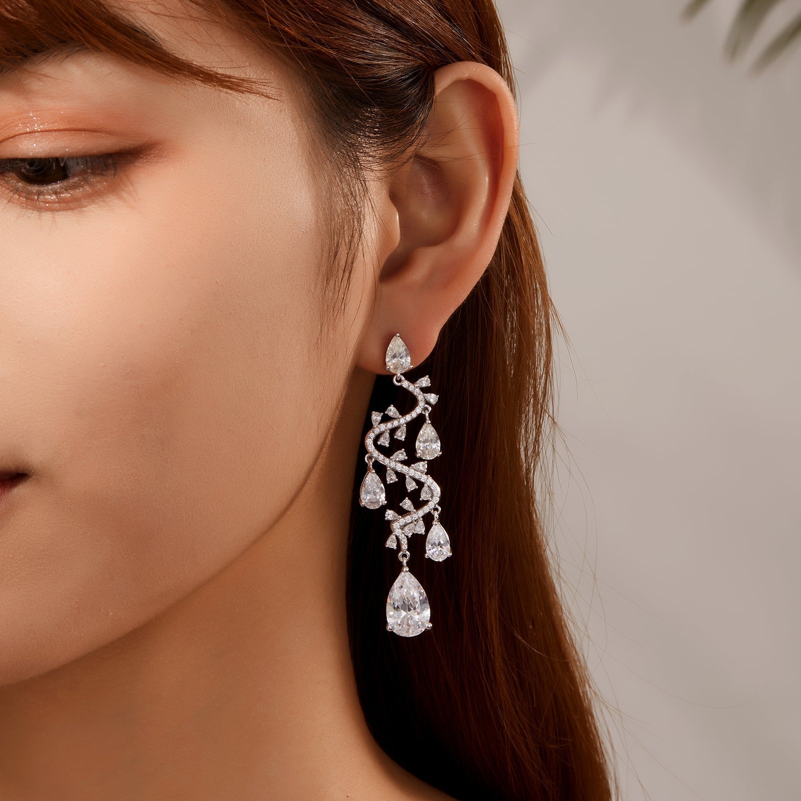 exquisite-chandelier-earrings