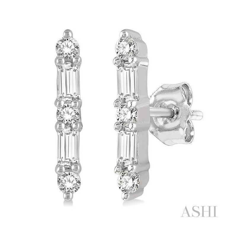 ASHI Vertical Bar Petite Baguette Diamond Fashion Earrings 641D8PPTGERWG