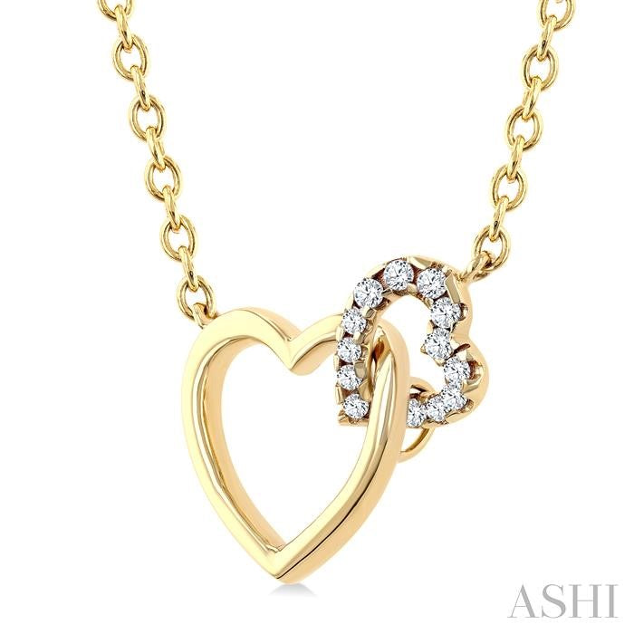 ASHI Heart Interlock Petite Diamond Fashion Pendant 902H8PPTGPDYG