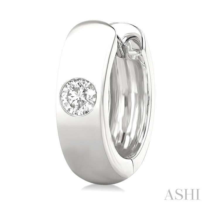 ASHI Round Shape Bezel Diamond Huggie Earrings 903G5PPFGERWG-RD
