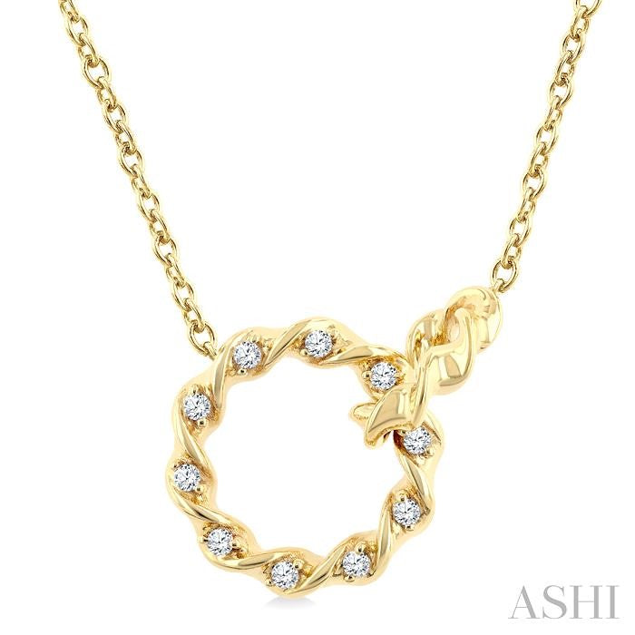 ASHI Circle Interlock Petite Diamond Fashion Pendant 903H8PPTGPDYG