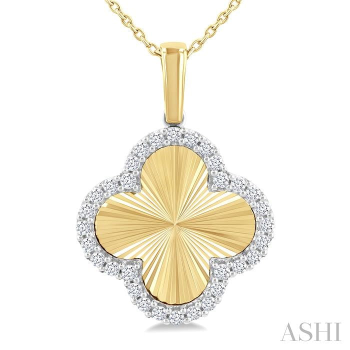 ASHI Clover Fluted Diamond Fashion Pendant 90476PPTGPDYW-CLV