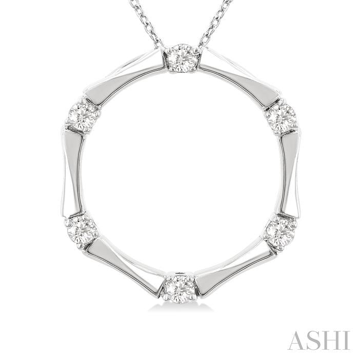 ASHI Diamond Fashion Bamboo Pendant 906G6PPFGPDWG