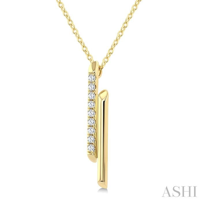 ASHI Double Bar Diamond Fashion Pendant 906J8PPFGPDYG