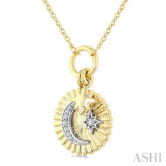 ASHI Crescent Moon & Star Charm Fluted Diamond Fashion Pendant 910J9PPTGPDYW