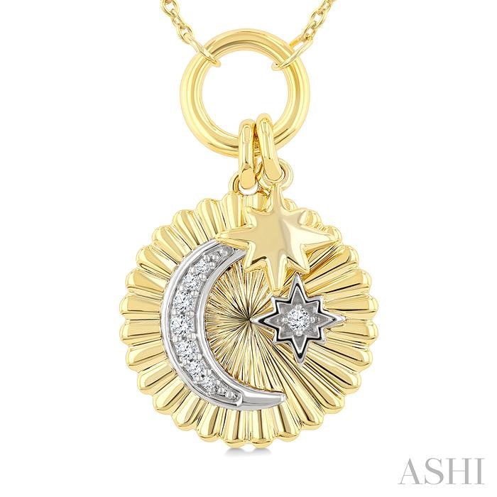 ASHI Crescent Moon & Star Charm Fluted Diamond Fashion Pendant 910J9PPTGPDYW