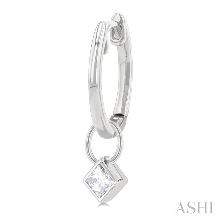 ASHI Princess Shape Bezel Set Diamond Huggie Fashion Earrings 918F5PPFGERWG-PRN