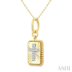ASHI Rectangular Cross Fluted Diamond Fashion Pendant 918H9PPTGPDYW