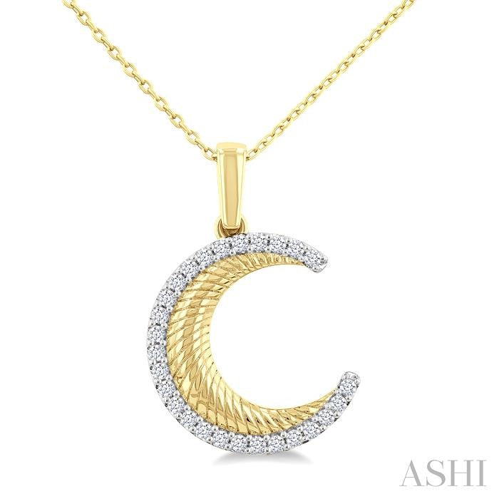 ASHI Fluted Crescent Moon Diamond Fashion Pendant 921F7PPTGPDYG