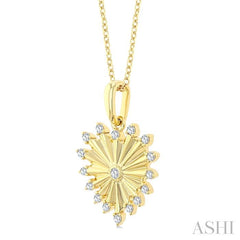 ASHI Heart Fluted Diamond Fashion Pendant 923G7PPTGPDYG-HT