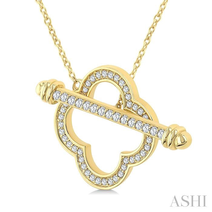 ASHI Clover Toggle Diamond Fashion Necklace 924HUPPTGNKYG