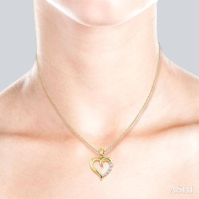ASHI Heart Shape Journey Diamond Fashion Pendant 93669PPFXPDYG