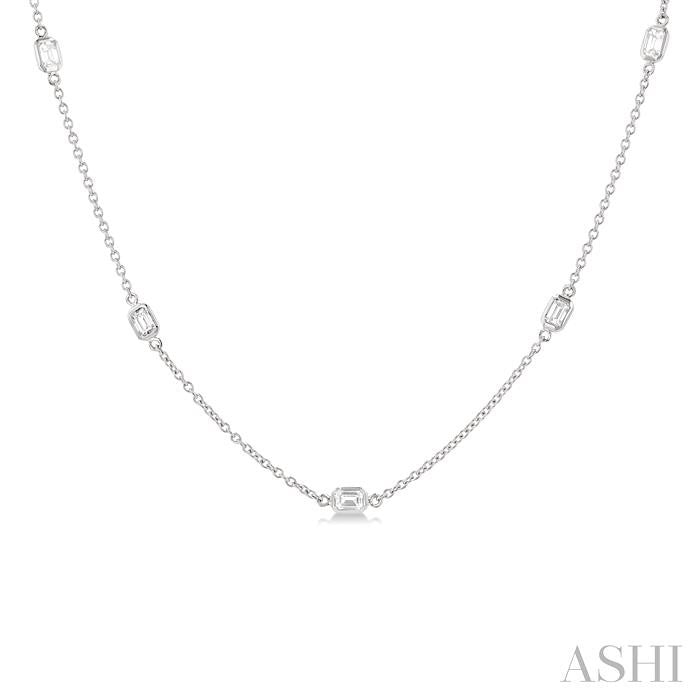 ASHI Emerald Shape Diamond Station Necklace 990A1PPFGNKWG-OC