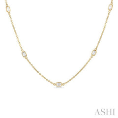 ASHI Emerald Shape Diamond Station Necklace 990A1PPFGNKYG-OC