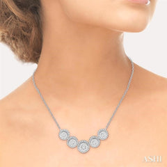 ASHI Round Shape 5 Stone Halo Lovebright Diamond Necklace 991FVPPFHNKWG