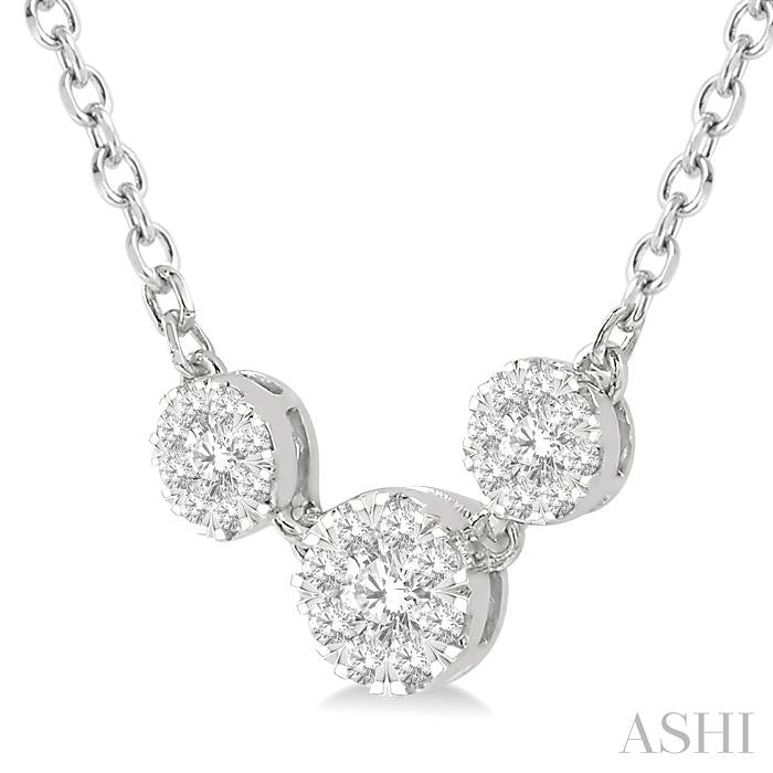 ASHI Round Shape Past Present & Future Lovebright Essential Diamond Necklace 9972UPPFGNKWG