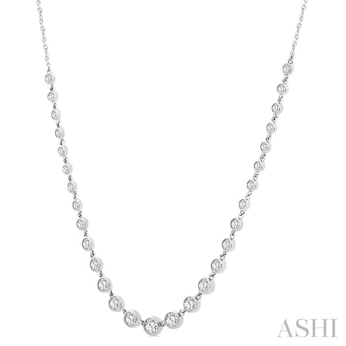 ASHI Halfway Graduated Bezel Set Diamond Tennis Necklace 999V1PPFGNKWG