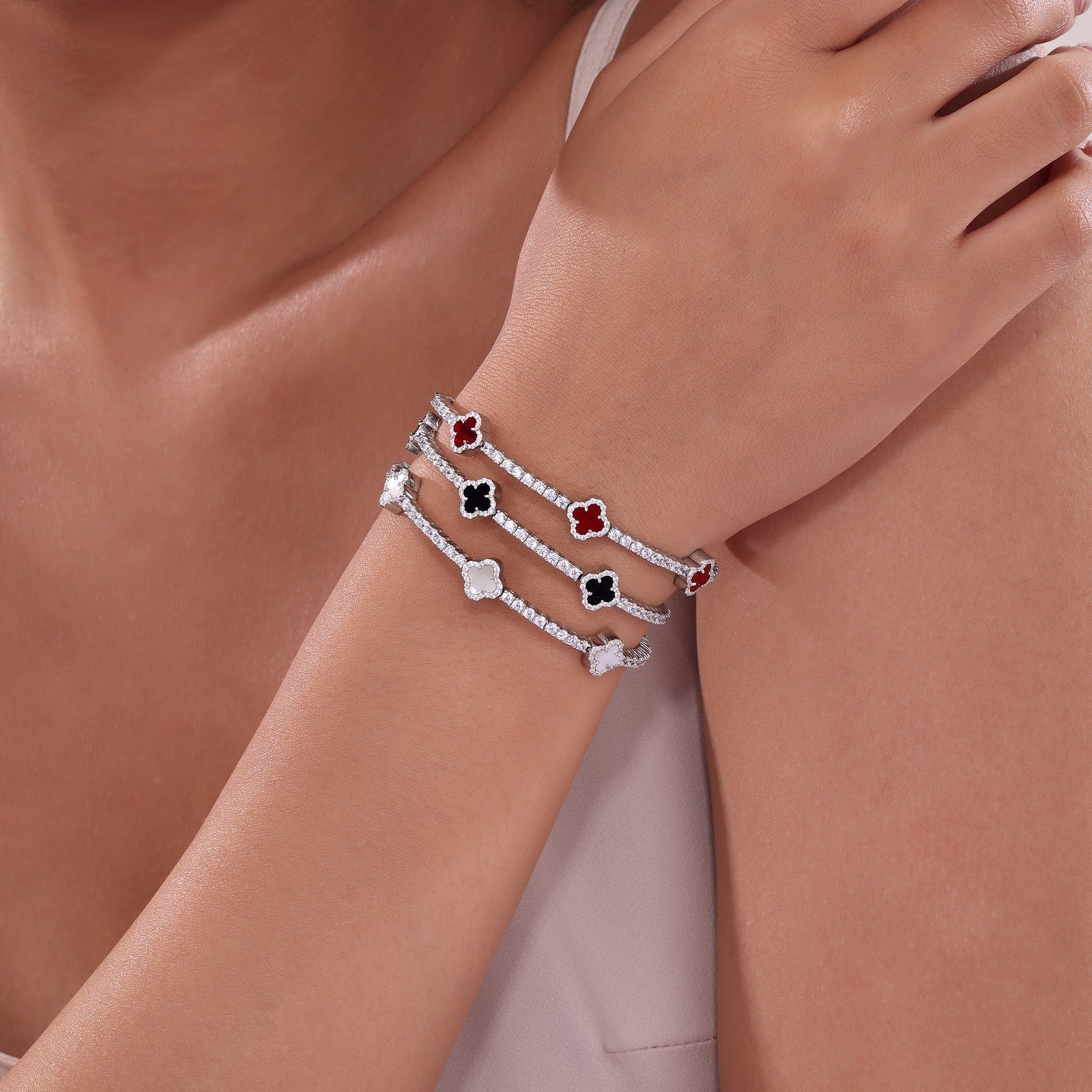 LAFONN 2.4 CTW Flexible Station Tennis Bracelet B0190OXP68