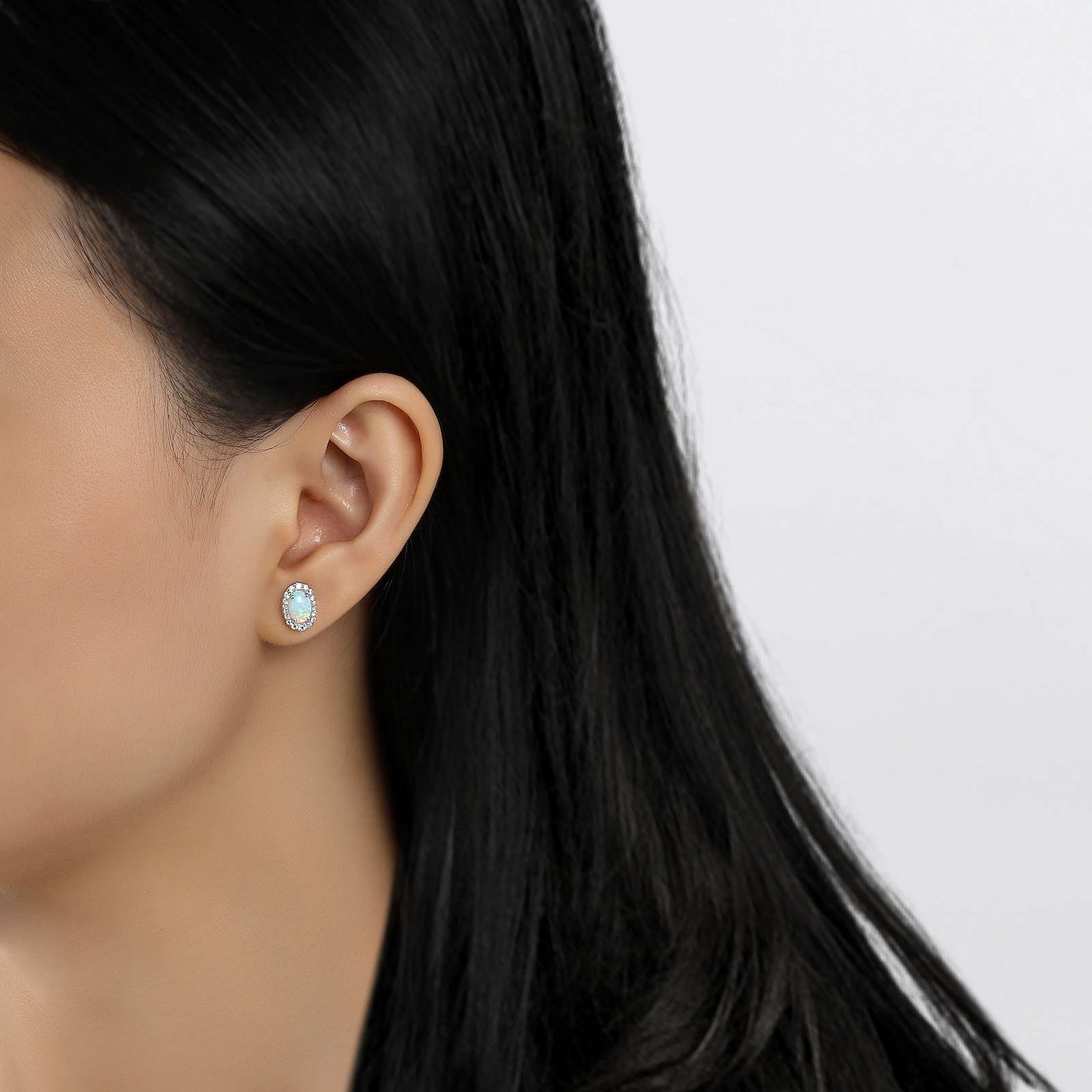 vintage-inspired-oval-stud-earrings