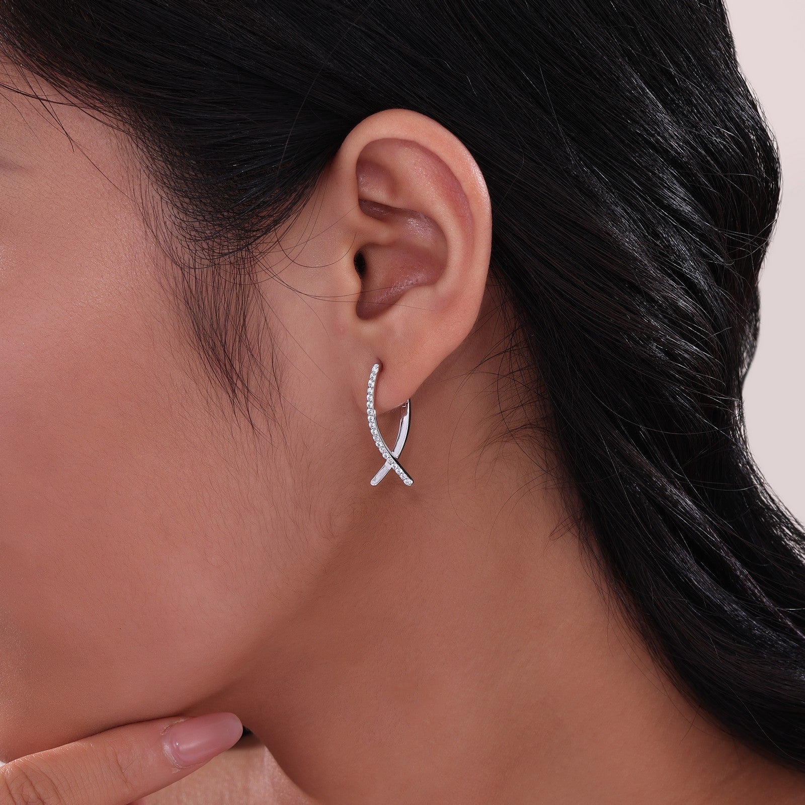 crossover-oval-hoop-earrings