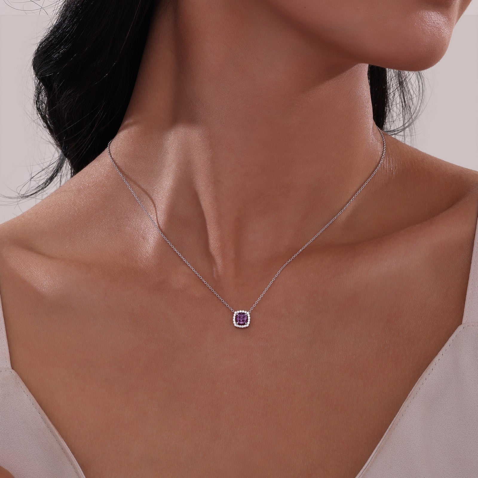 LAFONN Cushion-Cut Halo Necklace N0100CLP18